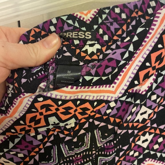 NWT Express Shorts - Picture 3 of 5